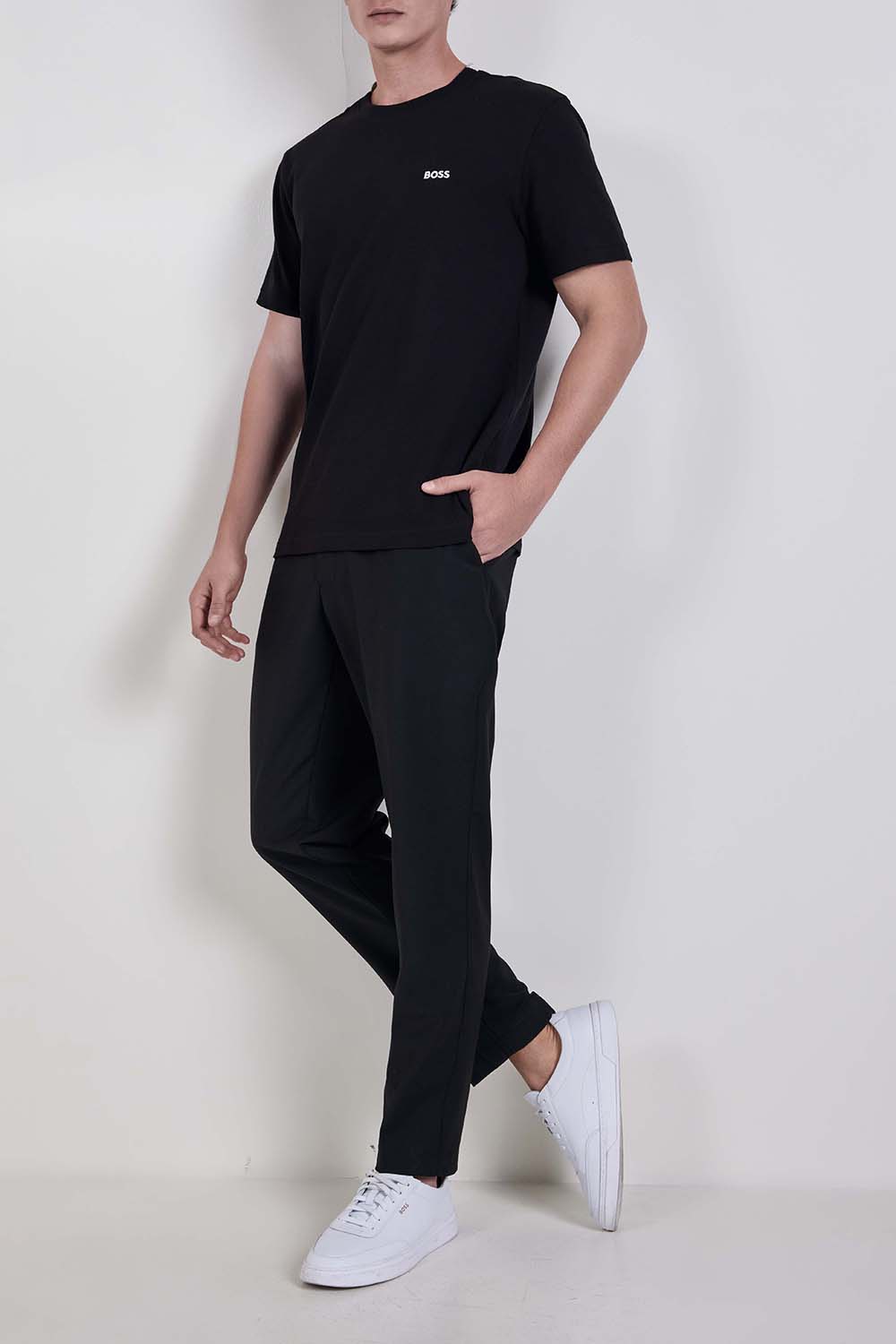 חולצת טי בגזרה ישרה